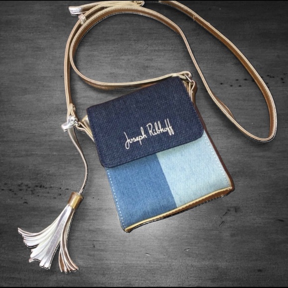 Joseph Ribkoff Handbags - JOSEPH RIBKOFF Stylish Cross Body Bag